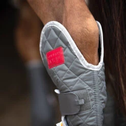 2022 Equilibrium Hind & Hock Magnetic Chaps EQB1186 - Grey -Chic Equestrian Supplies 1852 202220Equilibrium20Hind2020Hock20Magnetic20Chaps20EQB118620 20Grey20Close20Up202.700x700