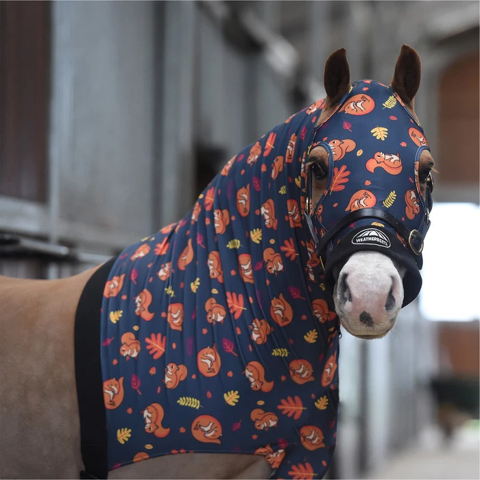 2023 Weatherbeeta Stretch Hood With Zip 589536 - Squirrel Print 3 2023 Weatherbeeta Stretch Hood With Zip 589536 - Squirrel Print