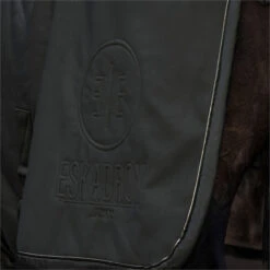 2022 Eskadron Jersey Fauxfur Sweat Rug 128673285190 - Dark Olive -Chic Equestrian Supplies 5697 202220Eskadron20Jersey20Fauxfur20Sweat20Rug2012867328519020 20Dark20Olive20Close20Up203.700x700