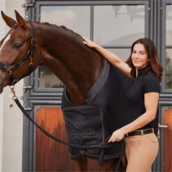 2023 Eskadron Platinum Softshell Air Sweat Rug 128539331290 - Black 11 2023 Eskadron Platinum Softshell Air Sweat Rug 128539331290 - Black -Chic Equestrian Supplies 6472 202320Eskadron20Platinum20Softshell20Air20Sweat20Rug2012853933129020 20Black20Lifestyle201.700x700