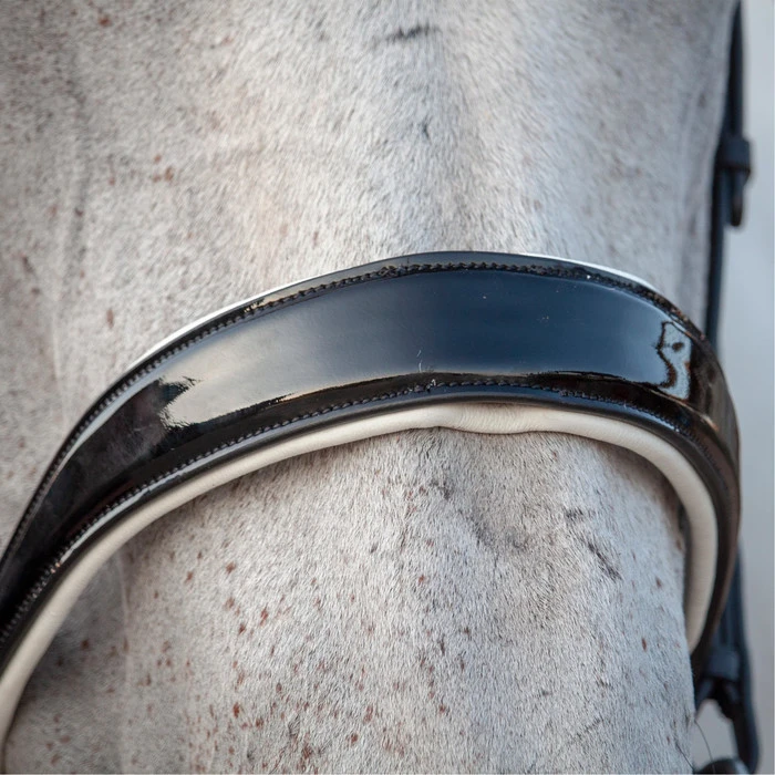 2023 Henry James Saddlery Patent Dressage Bridle With White Padding HJ-BR-07 - Black 7 2023 Henry James Saddlery Patent Dressage Bridle With White Padding HJ-BR-07 - Black - Image 5